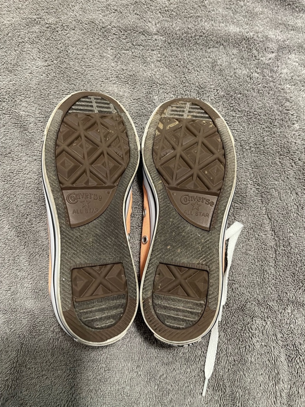 Converse - Picture 4 of 6